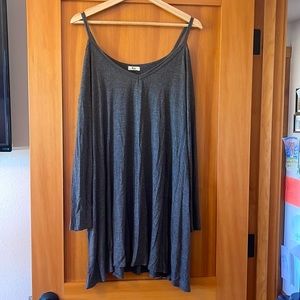 Gray tunic peekaboo longsleeve shirt